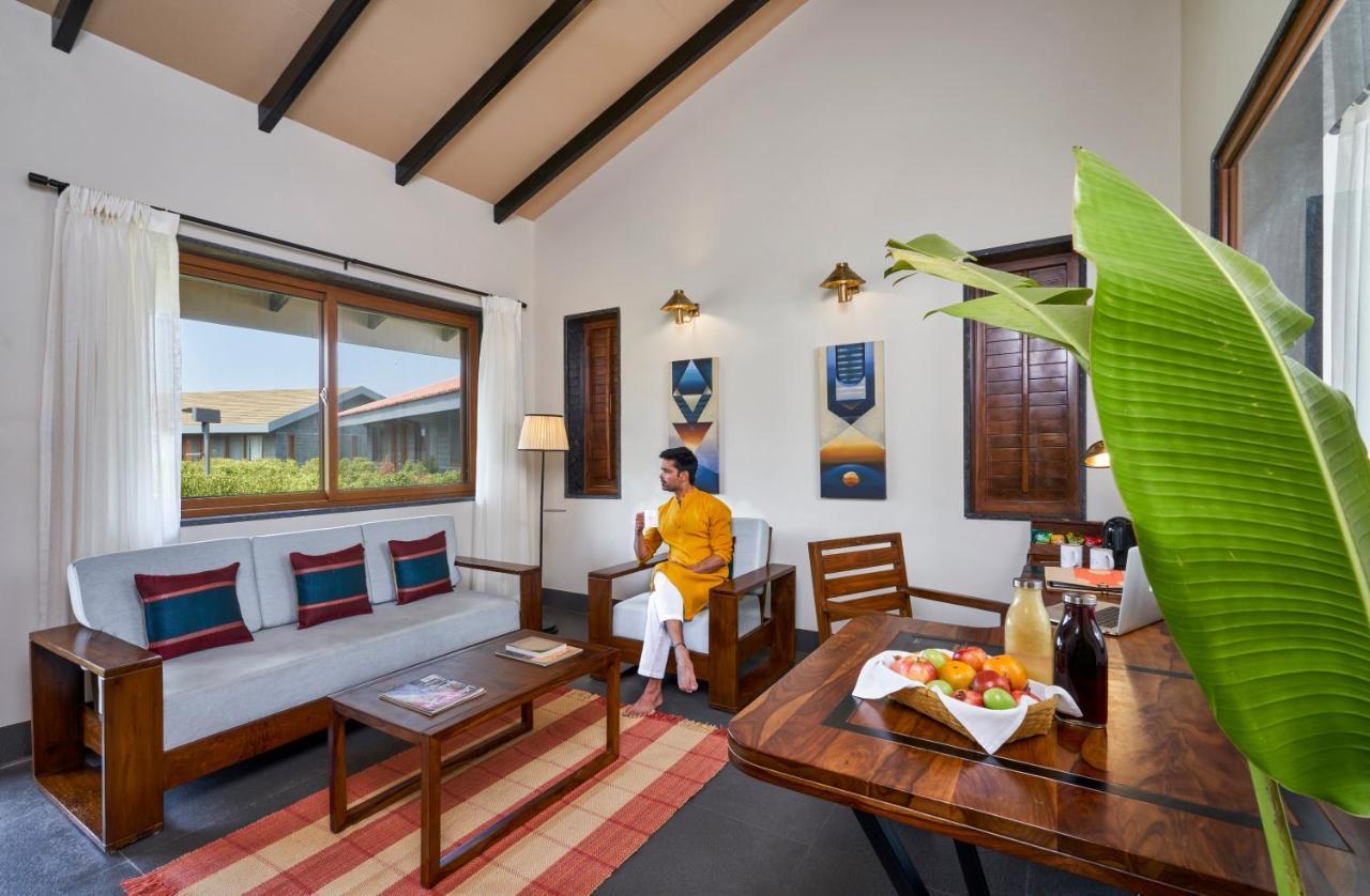 Viveda Wellness Resort Nashik Exterior foto